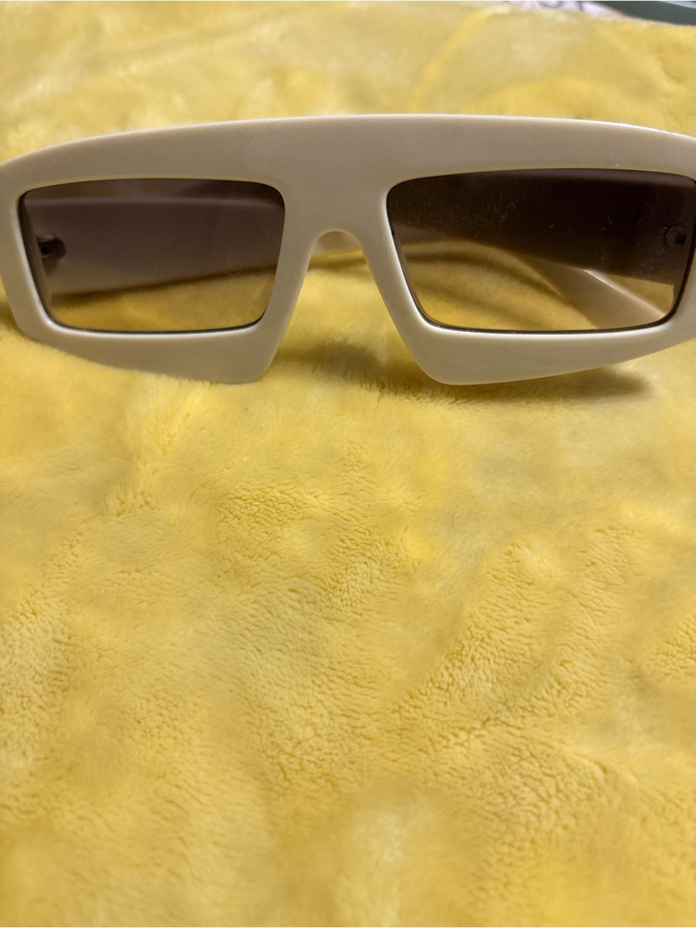 White Rectangular VR/AR Style Protective Glasses - White